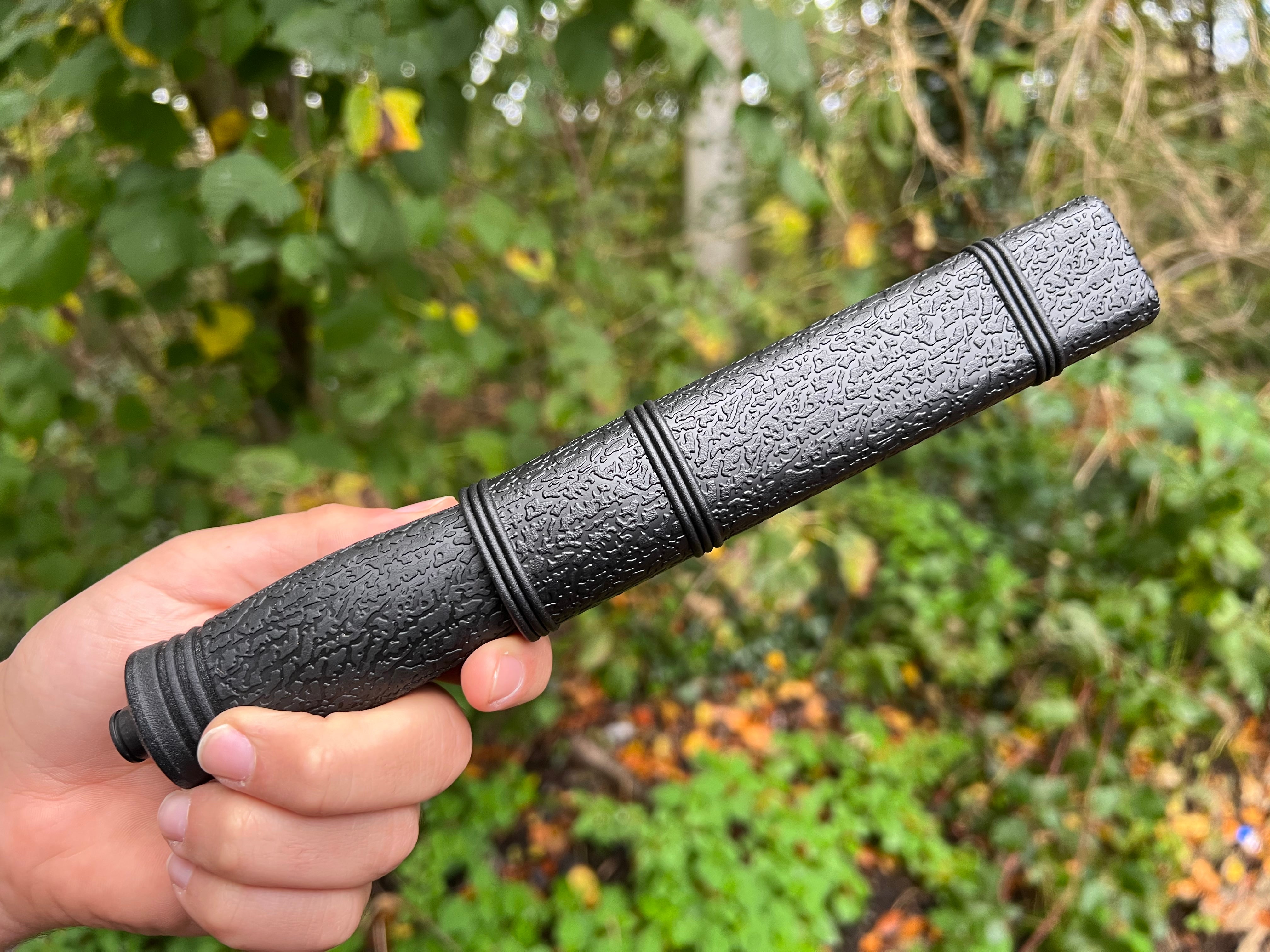 Compact Tactical Belt Knife-Black stainless steel blade & polymer handle-Incl. Belt clip sheath