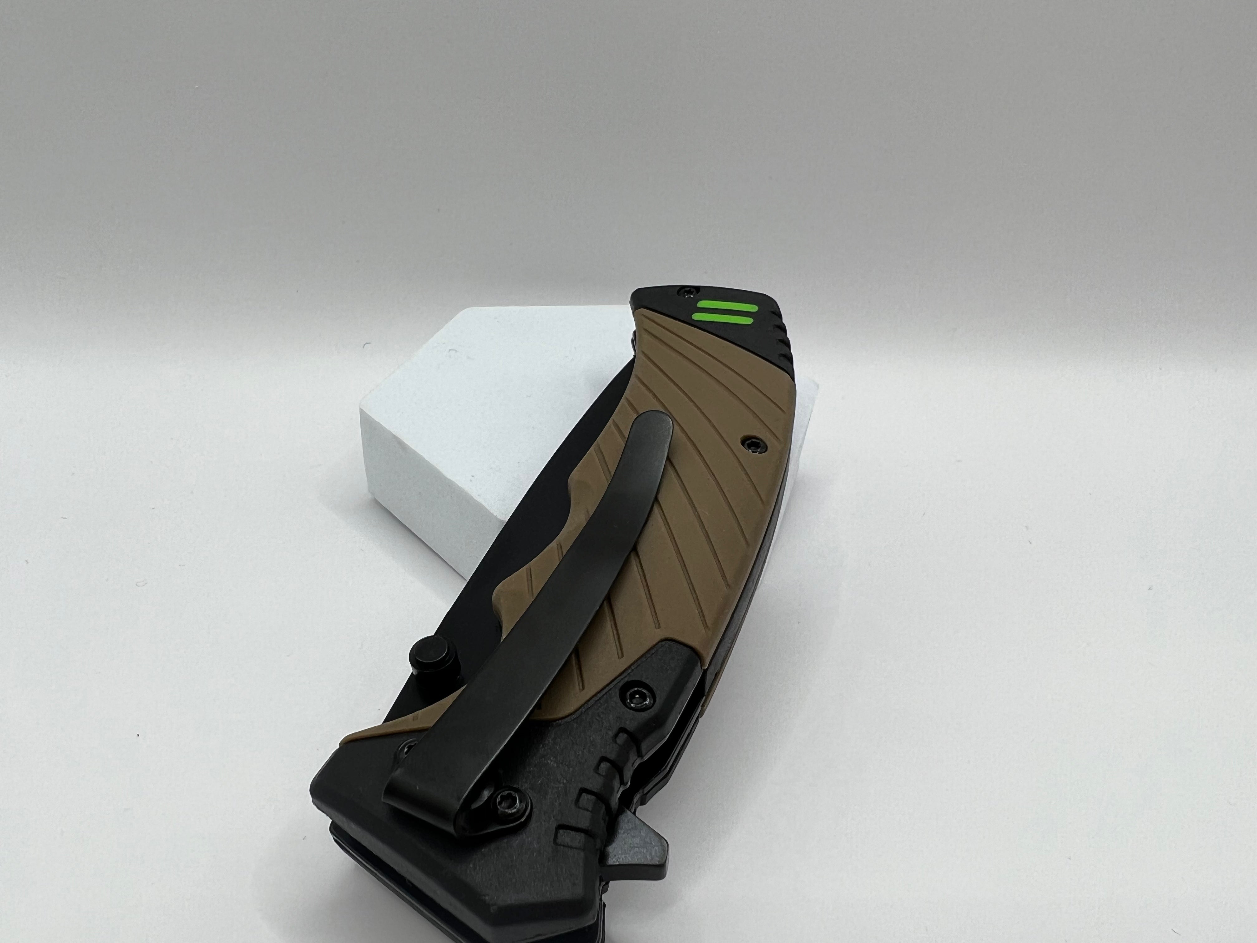 Das Nightingale - Robustes Taschenmesser für vielseitige Einsätze