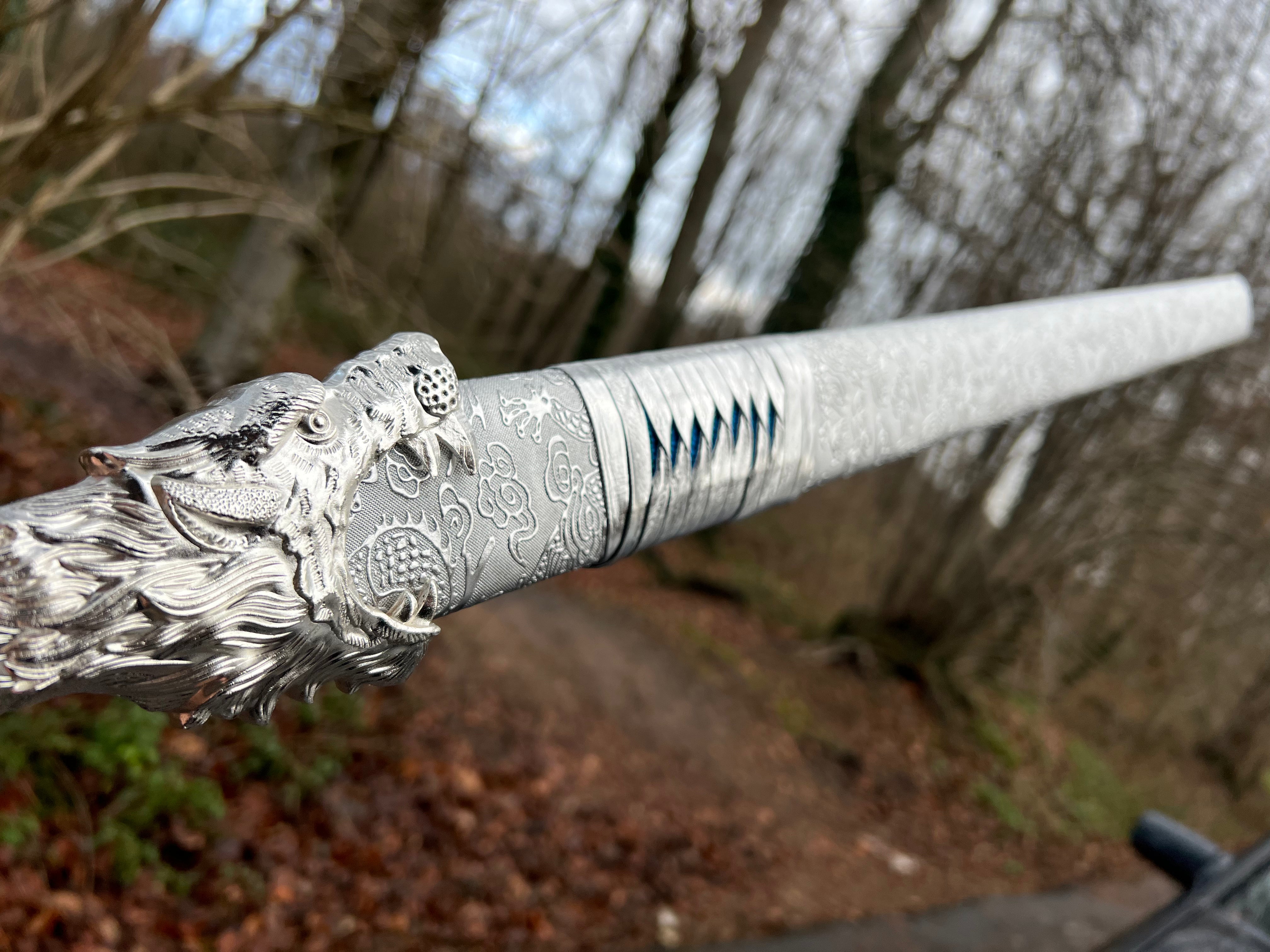 Practical hand-forged Longquan sword with wolf's head (silver)