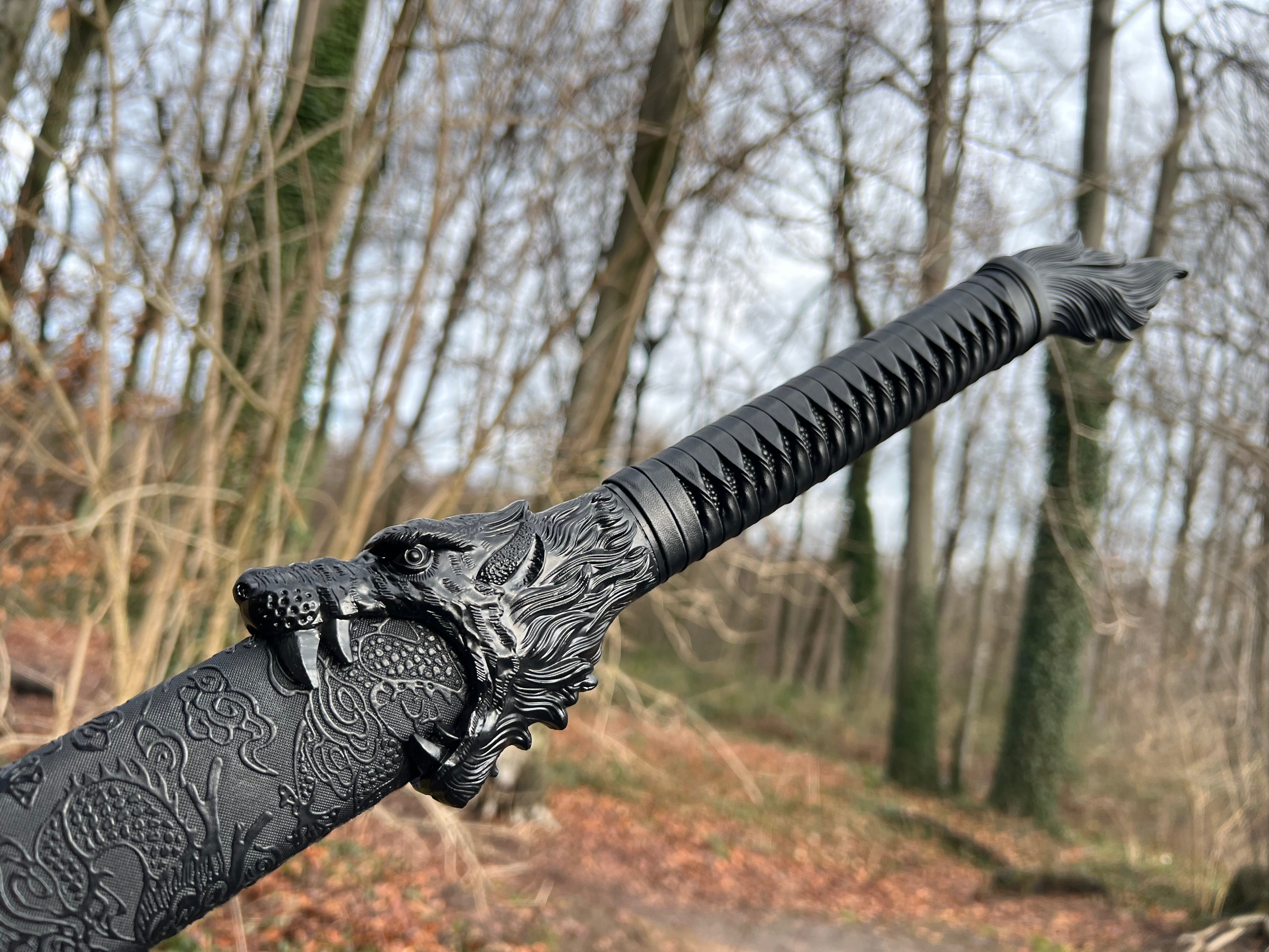 Practical Hand-Forged Longquan Sword with Wolf's Head (Black)