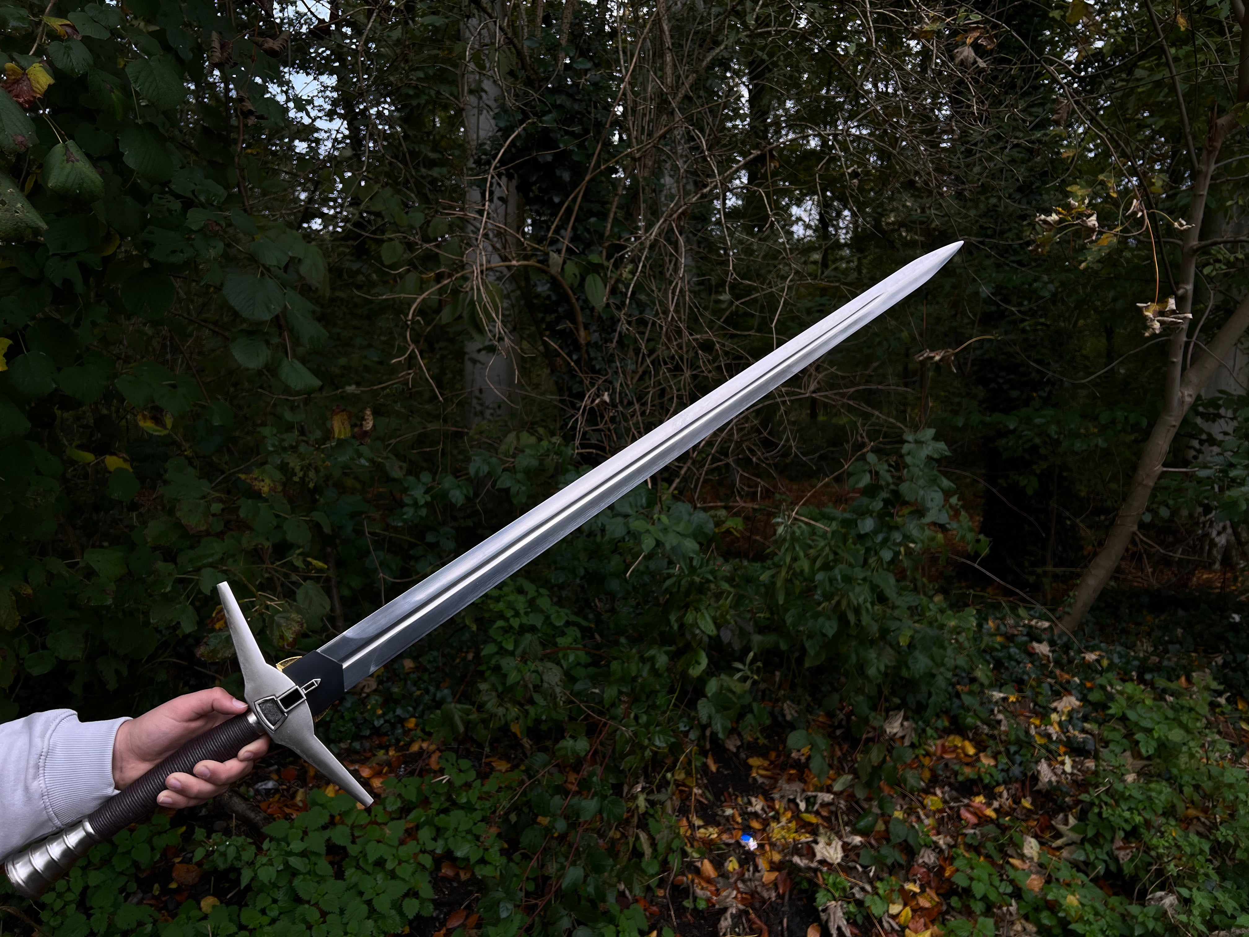 The Witcher two-handed sword Geralt of Rivia