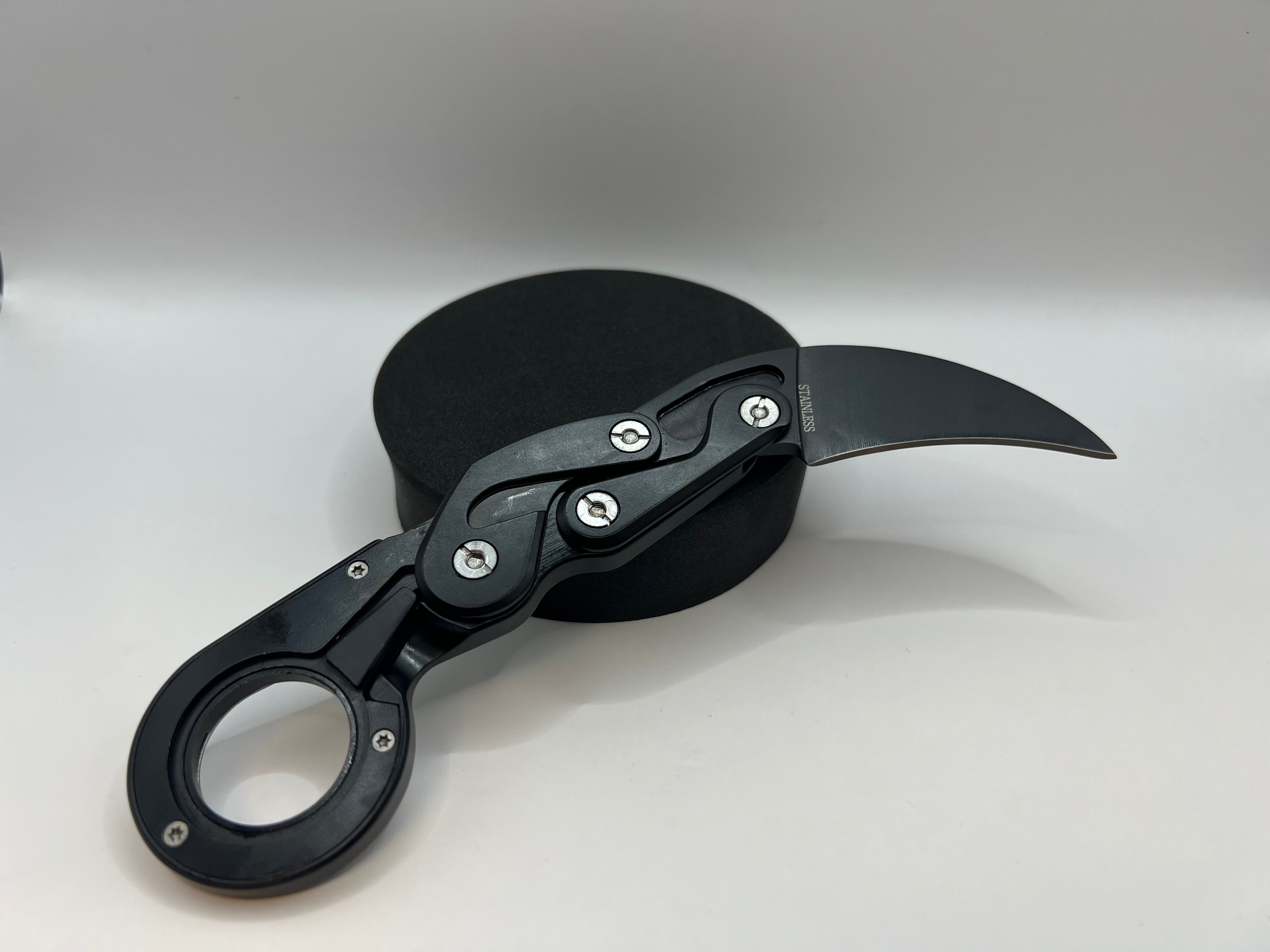 Karambit Folding Knife-Pocket Size