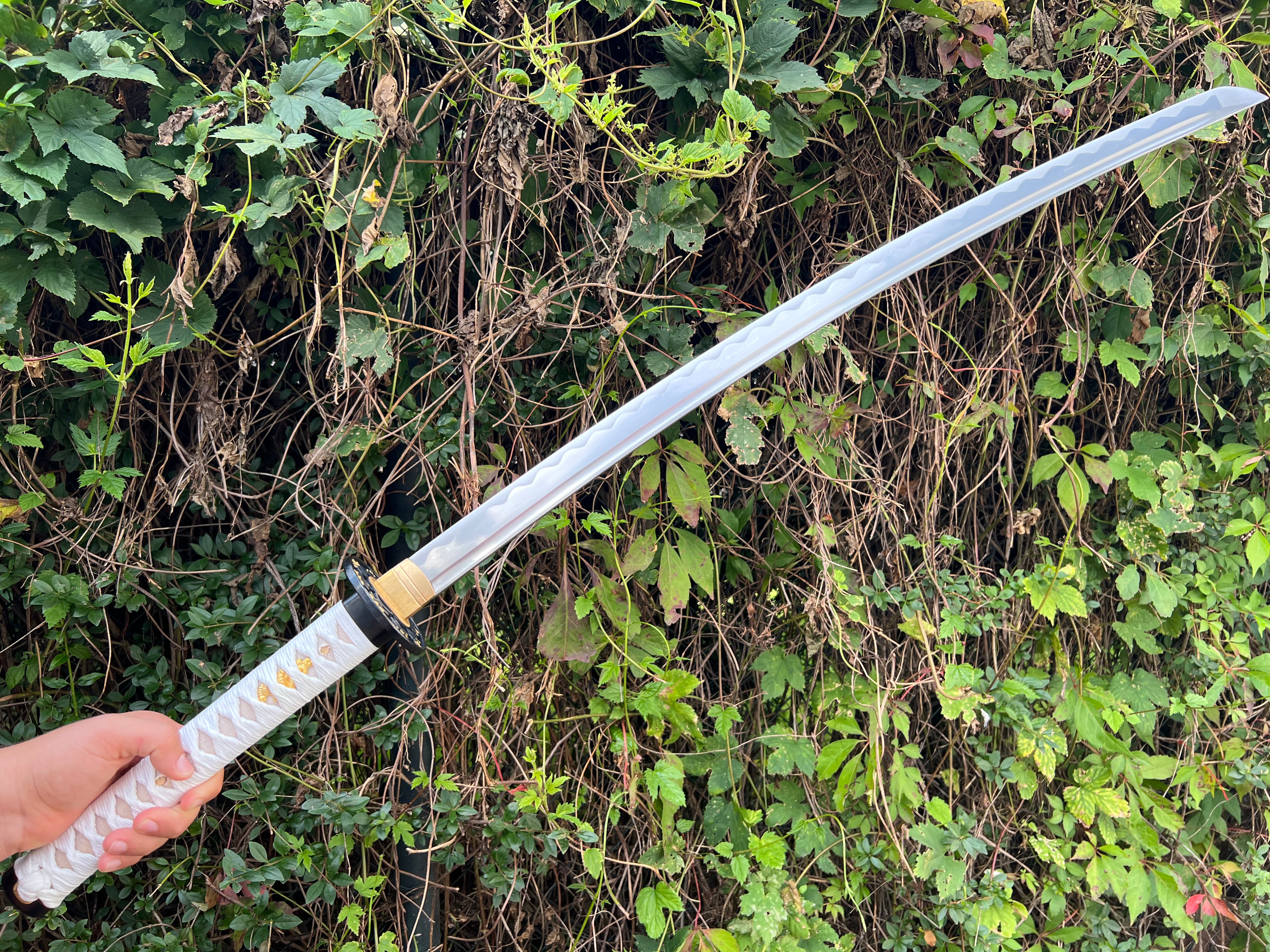 John Lee Shiro Katana-Elegance in White (White Bride Katana)(Ready to fight and hand forged)