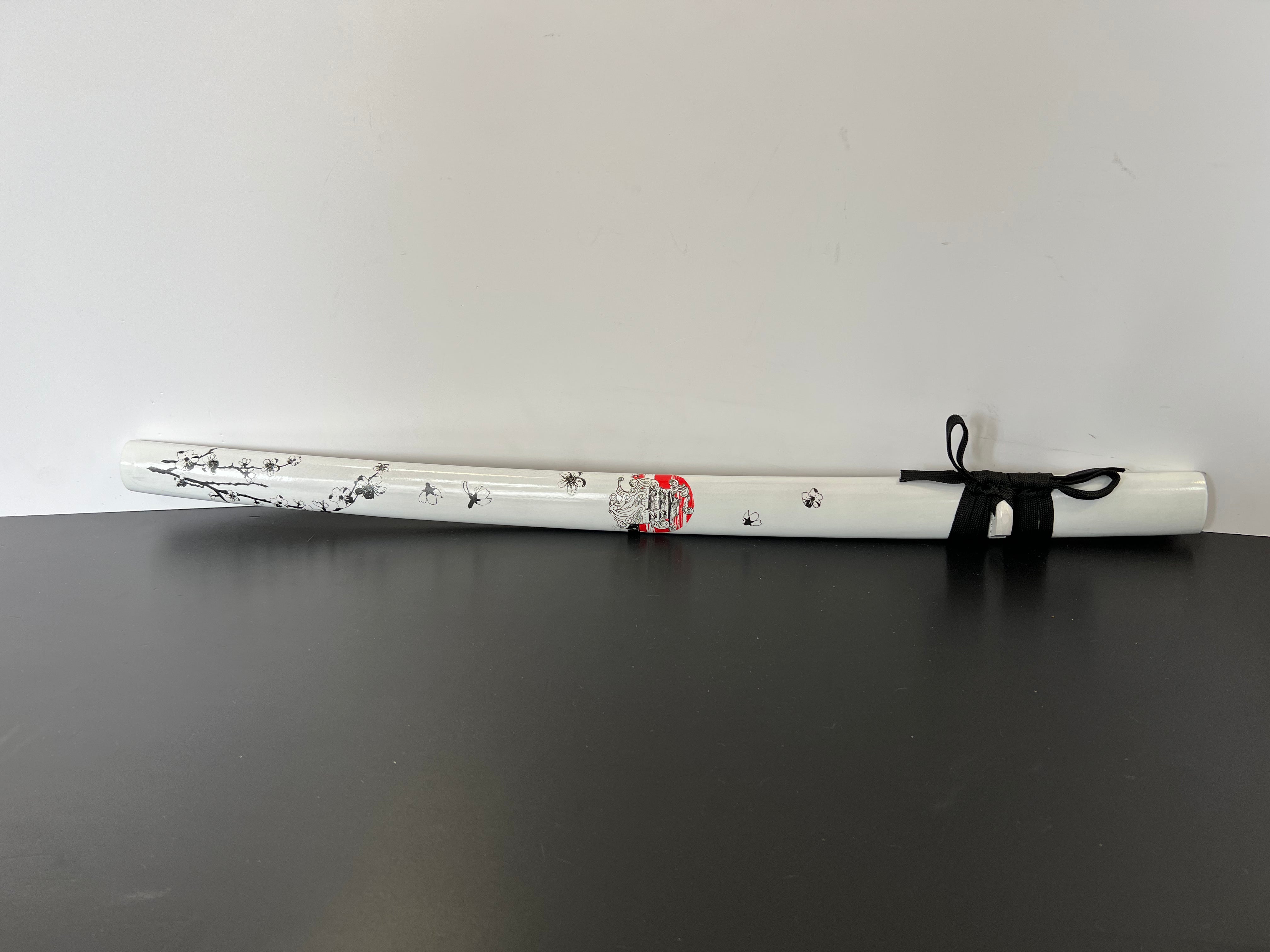 Katana with White Cherry Blossom Pattern (White Flower-Sakura)