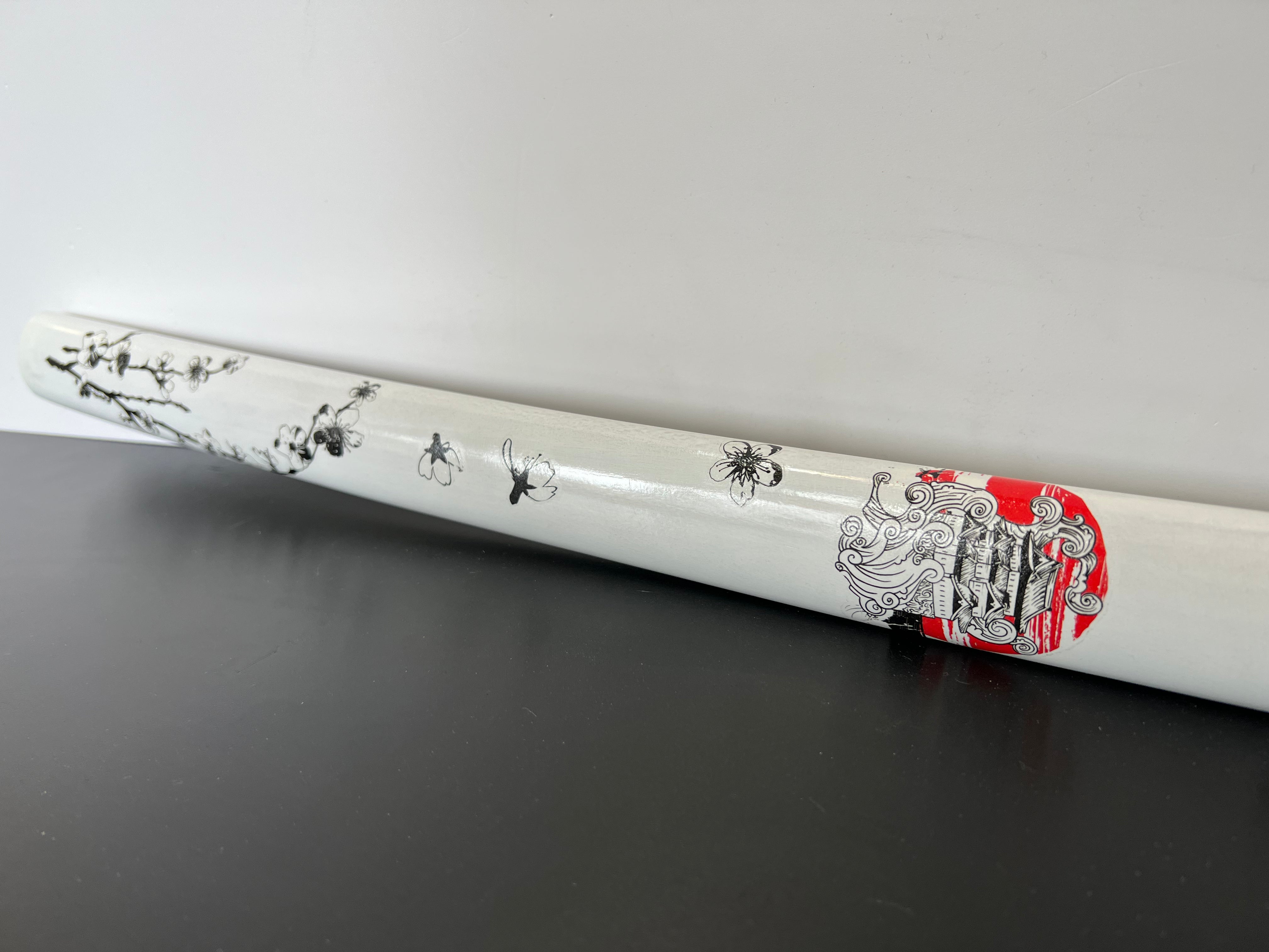 Katana with White Cherry Blossom Pattern (White Flower-Sakura)