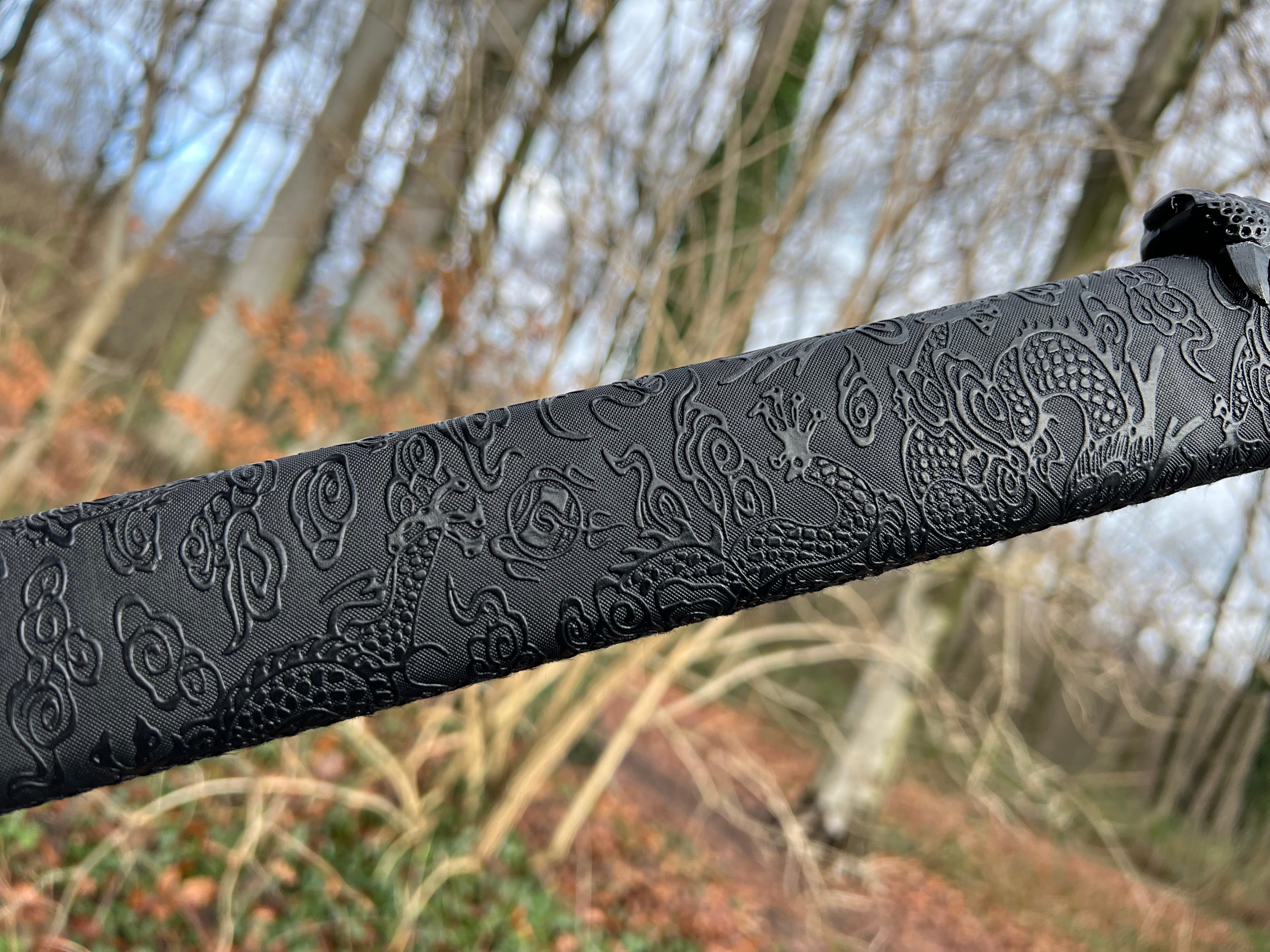 Practical Hand-Forged Longquan Sword with Wolf's Head (Black)